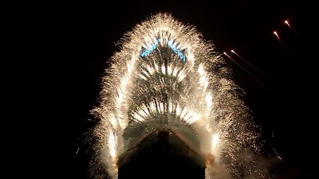 ¡Feliz año 2012!: Los fuegos artificiales de Taipei 101